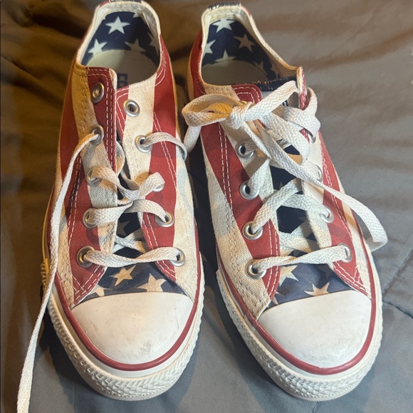 CONVERSE ALL-STAR Red,White,Blue Stripes & Stars Low Sneakers American flag USA - Picture 1 of 4